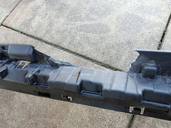 BMW X5 G05 Rechter drempelglijder OEM 7425460 image 9