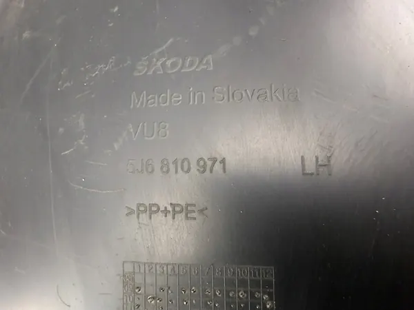 Left Rear Wheel Arch Skoda Fabia II Kombi OEM image 8