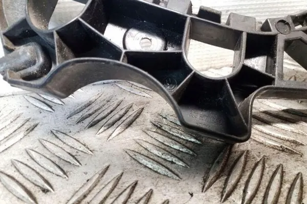 Scivolo anteriore destro VW PASSAT CC 3C8807184C image 2