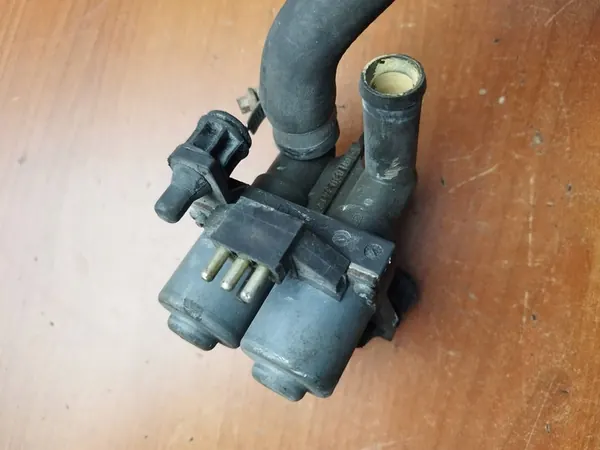 Waterpomp Mercedes 0018303484 image 2