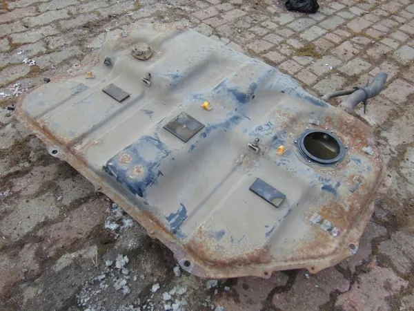 MG24B Brandstoftank voor Mitsubishi Grandis 2.4 Benzine image 8