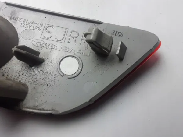 Réflecteur de feu arrière Subaru Forester SK OEM 33001R image 3