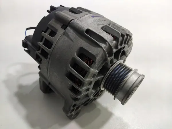 Vaihtovirtageneraattori Skoda Fabia IV 1.0 TSI 2021-2025 05E903026K image 2