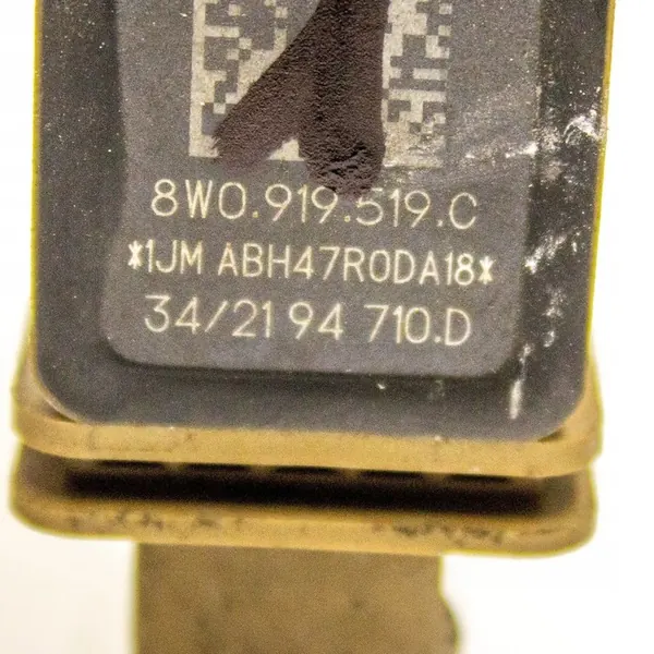 Porsche Macan (95B) 2021 Oil Temperature Sensor OEM image 5