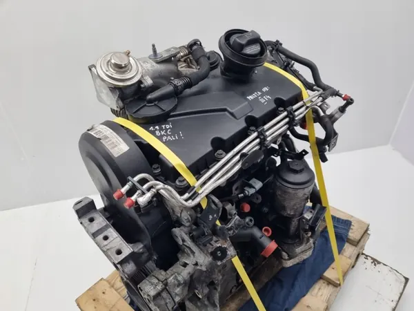 Motor VW 1.9 TDI BKC 105 CV con accesorios OEM ACR1111976 image 2