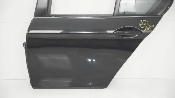 BMW F10 Vänster Bakdörr OEM 360189649 - Begagnad image 4
