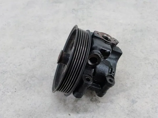 Pompe de direction OEM POMPA WSPOMAGANIA pour Ford Mondeo image 2