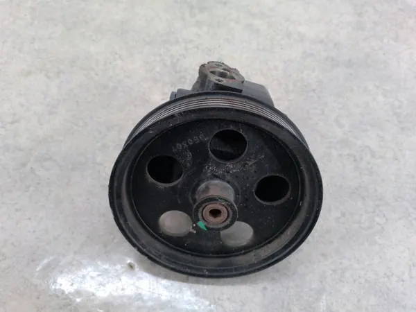 Pompe de direction OEM POMPA WSPOMAGANIA pour Ford Mondeo image 4