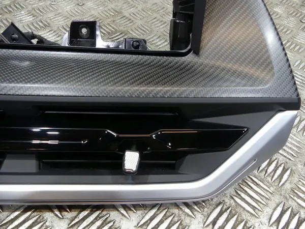 BMW XM Habillage Tableau Carbone OEM 9639919 image 3