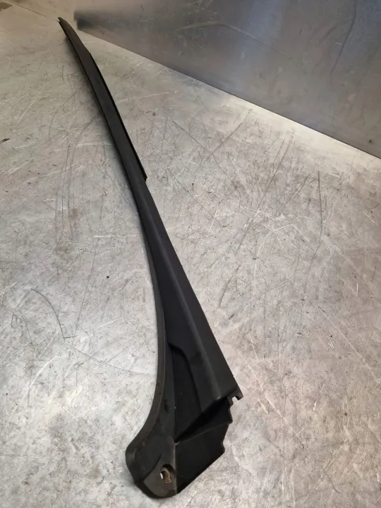 Liukuoven lasinlista vasen Nissan NV300 OEM 727618104R image 2