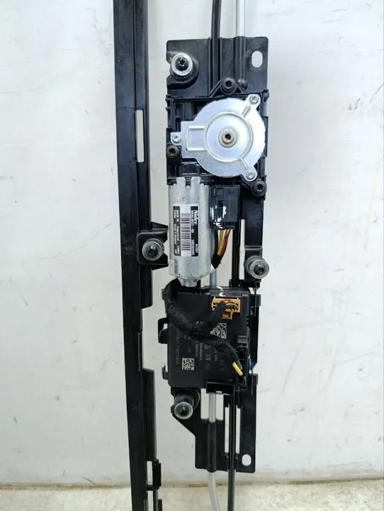 Käytetty Porsche OEM 971877051 Lasikatto Panamera 2018 image 3