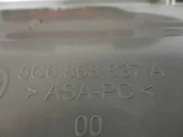 Plaquette éclairage intérieur VW Beetle 5C 2014 OEM 5C6868837A image 5
