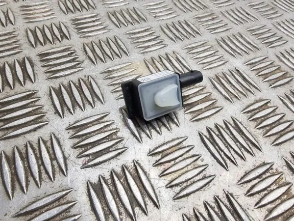 Sensor impacto traseiro esquerdo OEM 9305252 BMW X1 F48 image 2