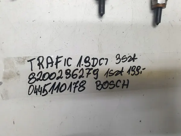 Inyector Renault 8200296279 image 5