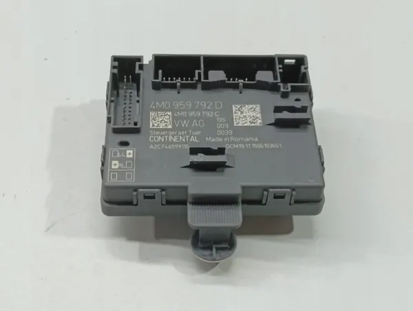 Módulo de porta dianteira direita OEM 4M0959792D Audi Q7 image 2