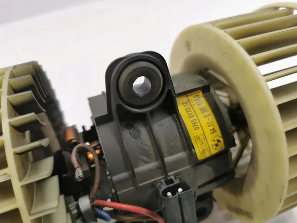 Motor de Ventilador BMW X5 E53 2004 image 4