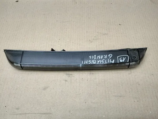 OEM Drittes Bremslicht für Mitsubishi Grandis 2003- image 2