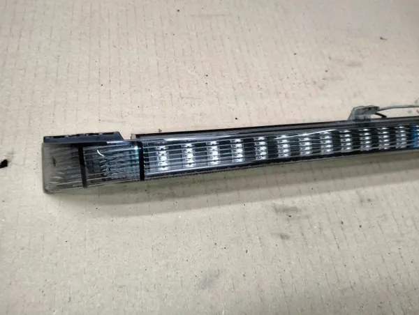 OEM Drittes Bremslicht für Mitsubishi Grandis 2003- image 5