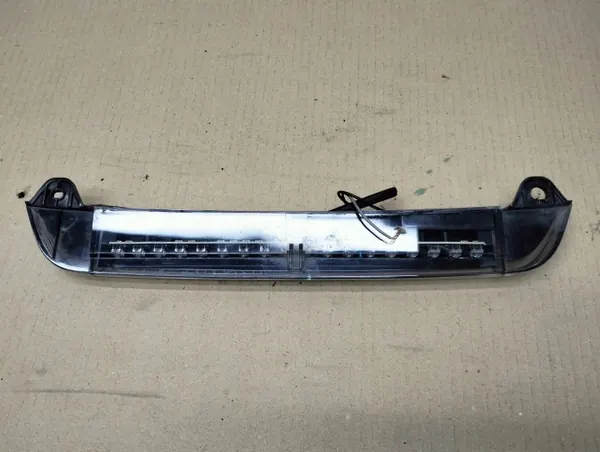 OEM Drittes Bremslicht für Mitsubishi Grandis 2003- image 7
