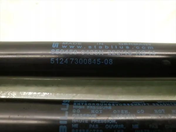 Mini Mini Takaluukun Iskunvaimennin 2018 7300845 image 5