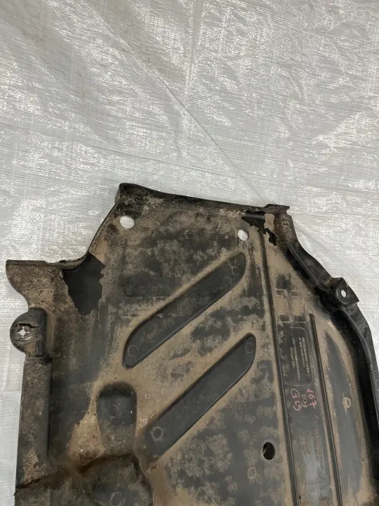 Mercedes GLS W167 Nedre motorlock OEM A1676809701 image 4