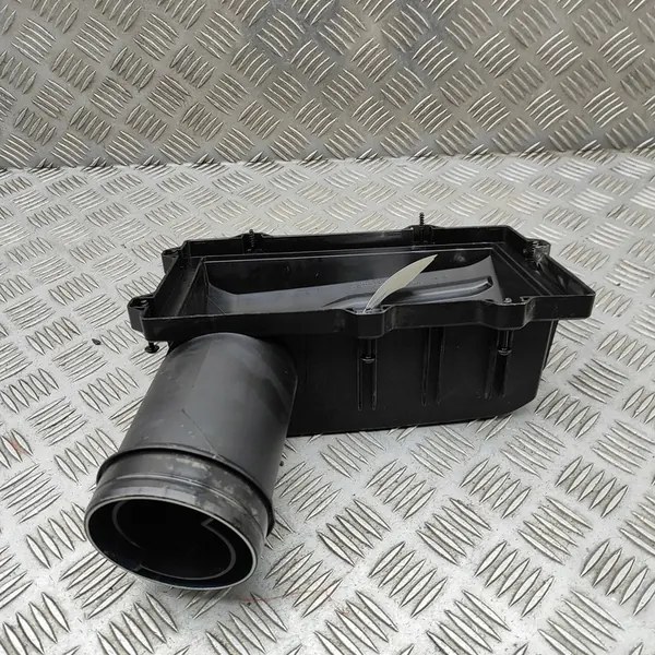 Ilmansuodattimen kotelon yläosa VW T-Cross (C11) 5Q0129620F image 4