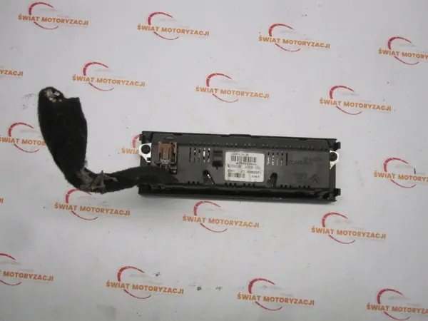 Peugeot 3008 I Näyttöruutu OEM 9676655380 image 4