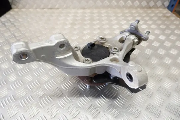 Rotule de direction gauche avant OEM 51705GI020 - Occasion image 10