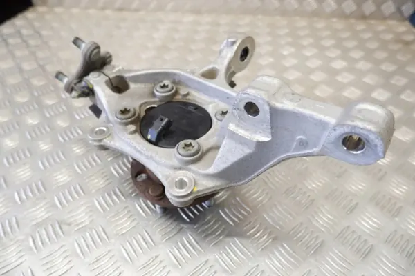 Rotule de direction gauche avant OEM 51705GI020 - Occasion image 9