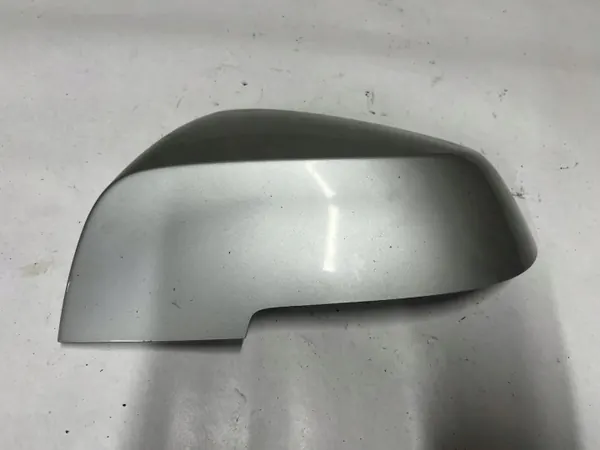 BMW Série 4 F32 F33 Couvercle Rétro Gauche OEM 7299811 image 2
