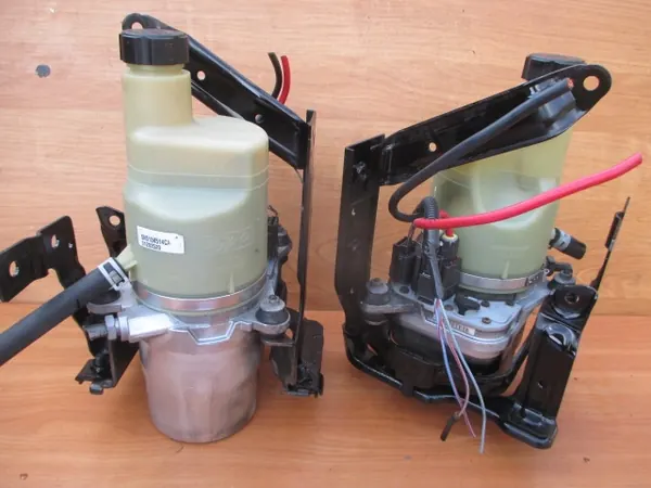 Bomba de direção assistida VOLVO V50 C70 S40 C30 5N513K514CC image 8