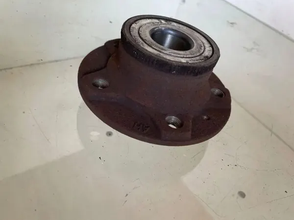 Cojinete de rueda trasera Audi A4 B8 OEM 1K0501611A image 4