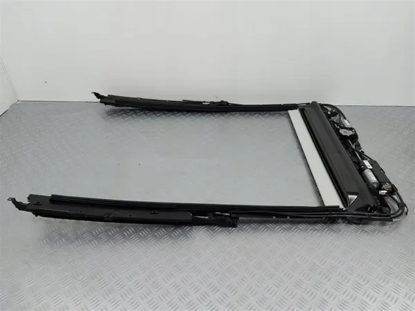 Teto solar usado OEM LJ6B-F50F02-AA Ford Kuga MK3 image 6