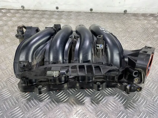 Colector de Admisión Honda CR-V OEM K1AA075 Usado image 2