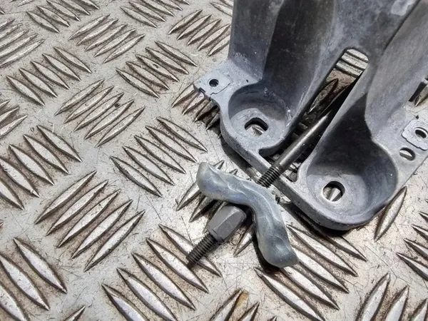 Mécanisme de frein à main VW EOS 2.0L 8J0711303A image 3