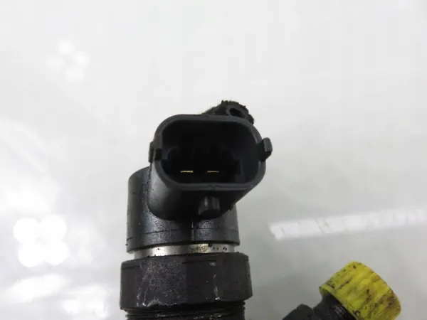 Inyector OEM 0445110243 para Fiat Croma II 1.9 D image 4