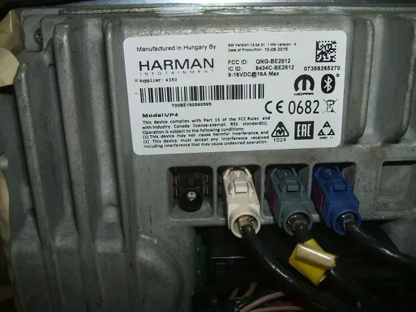 Fiat 500X Radio Navigation OEM 7356265270 - Harman image 4