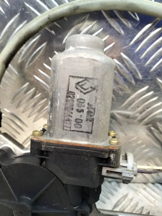 Mecanismo da janela traseira esquerda Renault Scenic image 4