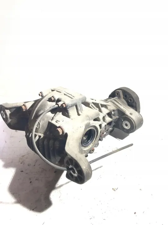 Mercedes-Benz ML W164 Achterdifferentieel OEM 4460310062 image 3