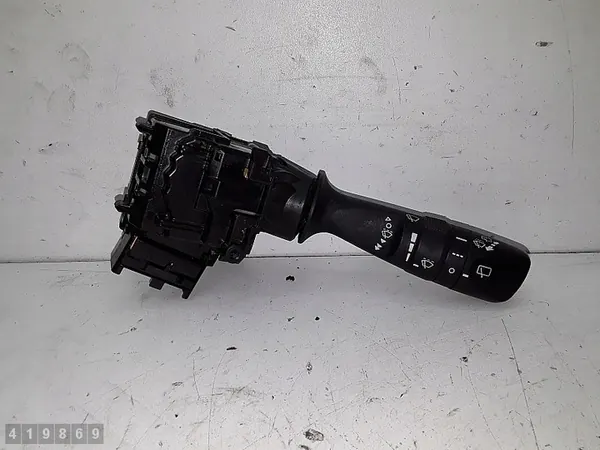 Interrupteur Toyota Auris 2014 17F857 image 1