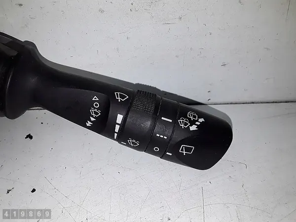 Interrupteur Toyota Auris 2014 17F857 image 2