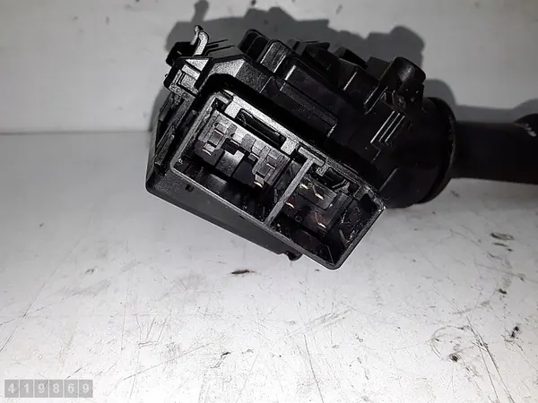 Interrupteur Toyota Auris 2014 17F857 image 4