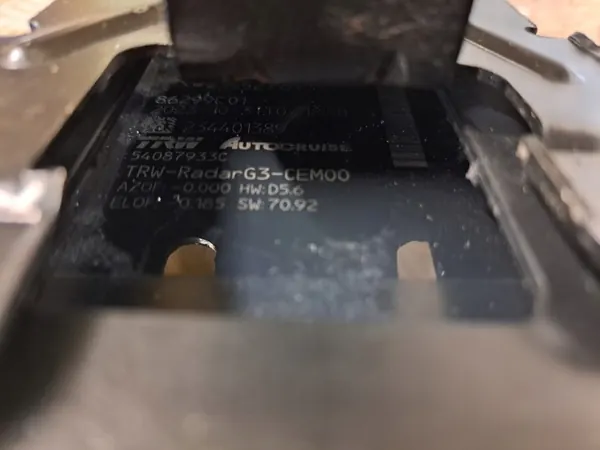 Aktiivinen vakionopeudensäädin-tutka OEM 54087933 Opel Vivarolle image 7