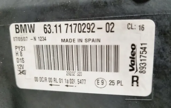 Conjunto de Faróis Xenon BMW 1 E87 E88 Lift image 8