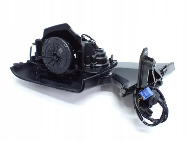 Tesla Model Y Linker Spiegel OEM 22R - 13-Pin EU image 4