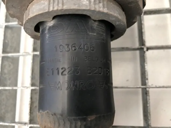 Fahrwerksdämpfer Kabine OEM 1936406 DAF CF FA 370 image 3