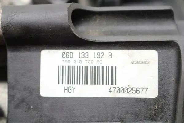 Colector de admisión OEM 06D133185T Audi A6 2.0L image 6