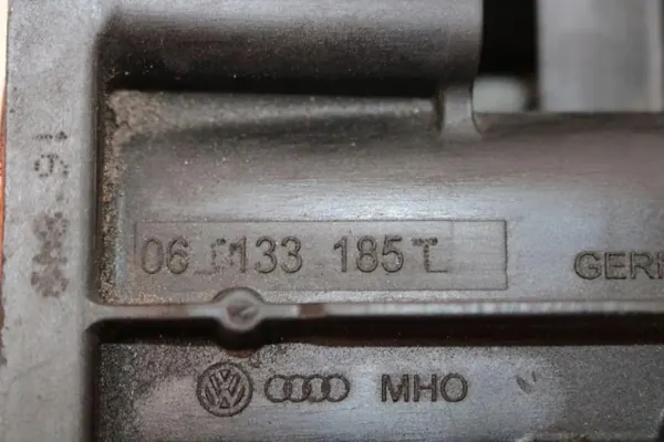 Colector de admisión OEM 06D133185T Audi A6 2.0L image 8
