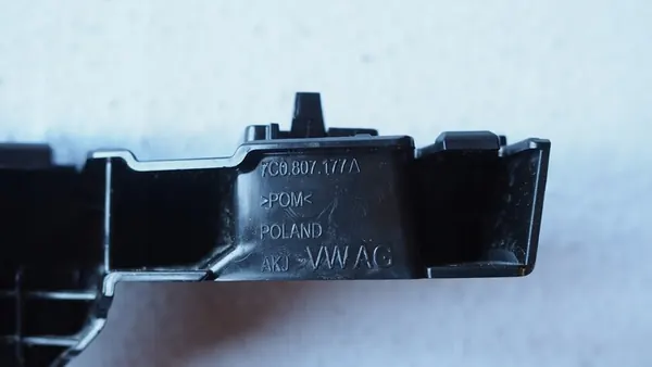 Guia de montagem do para-choque esquerdo VW Crafter MAN TGE OEM 7C0807177A image 5