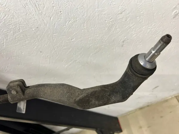 OEM 38019601 Ohjausvaihde BMW X1/X2:lle image 6